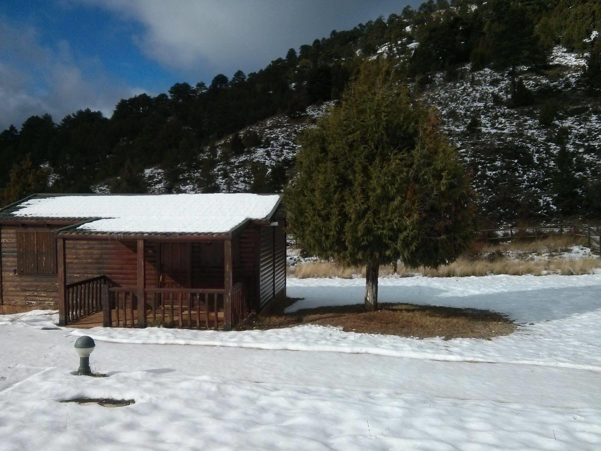 Cabanas De Javalambre Camarena de la Sierra Bagian luar foto