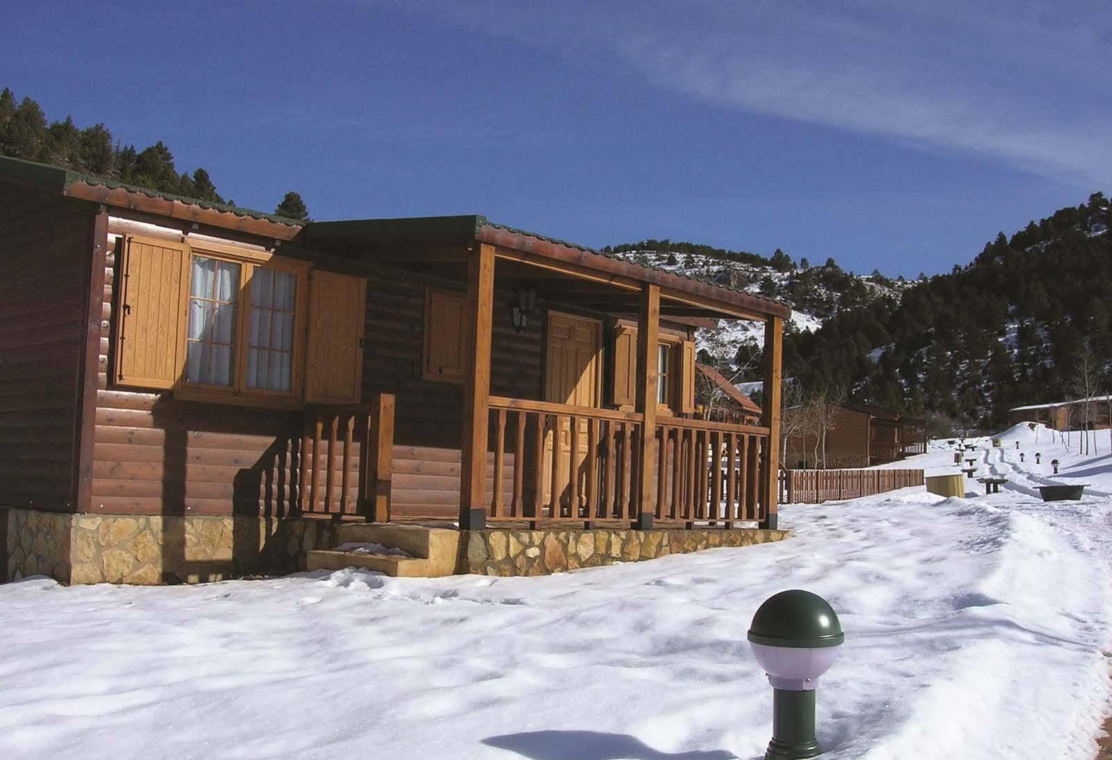 Cabanas De Javalambre Camarena de la Sierra Bagian luar foto