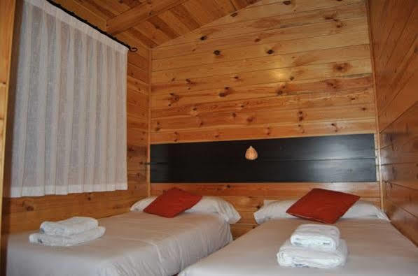 Cabanas De Javalambre Camarena de la Sierra Bagian luar foto