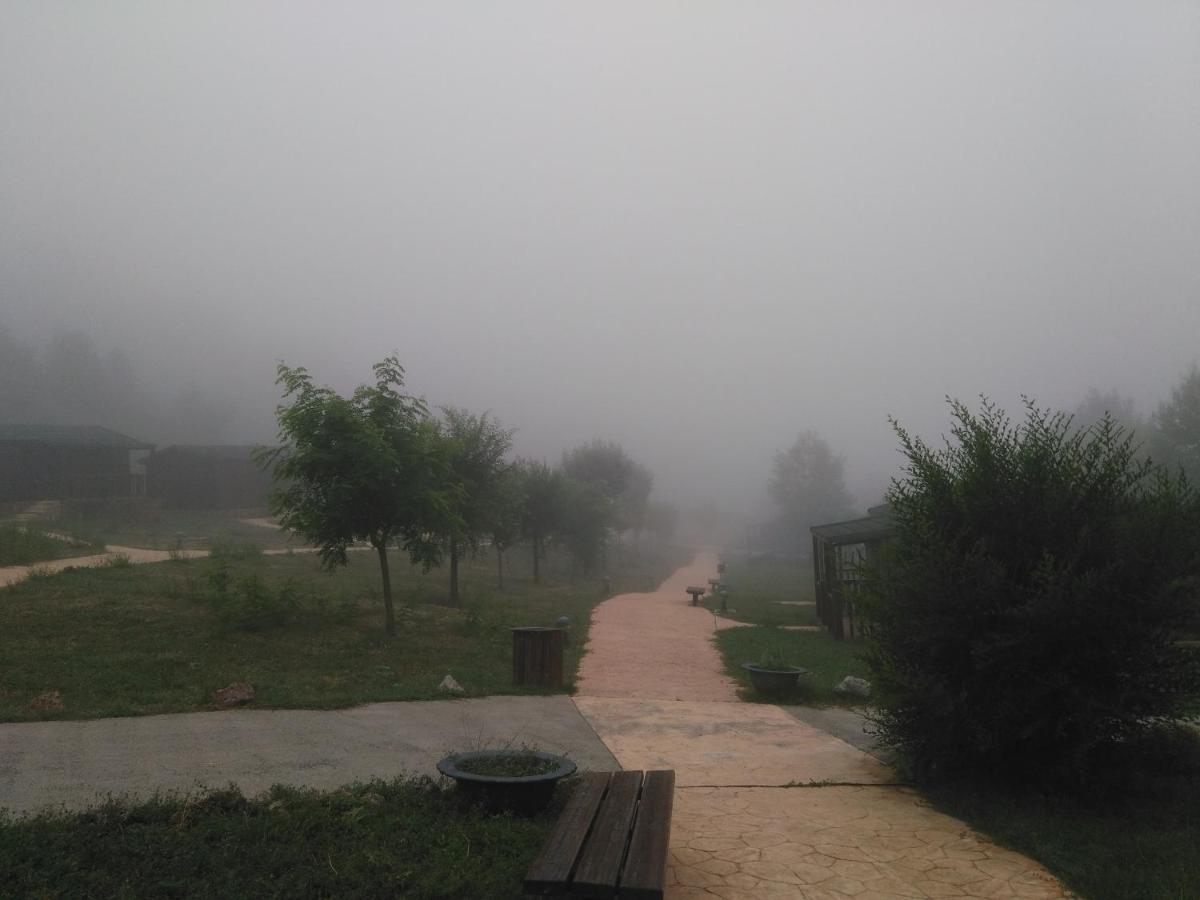 Cabanas De Javalambre Camarena de la Sierra Bagian luar foto